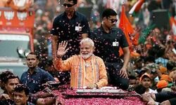 व्यंग, राजनीति, मोदी जी, नरेंद्र मोदी, काशी, बनारस, भारत, Satire, politics, Modi ji, PM Narendra Modi, Kashi, Banaras, India, Varanasi, Varansi, Prime Minister of India, Sonia Gandhi, Rahul Gandhi, Rajiv Gandhi, Indra Gandhi, Congress, BJP, Bhartiya Janta Party, General Election 2019, Loksabha Chunav 2019, Amit Shah, Gujrat, Arvind Kejriwal, CM Delhi,